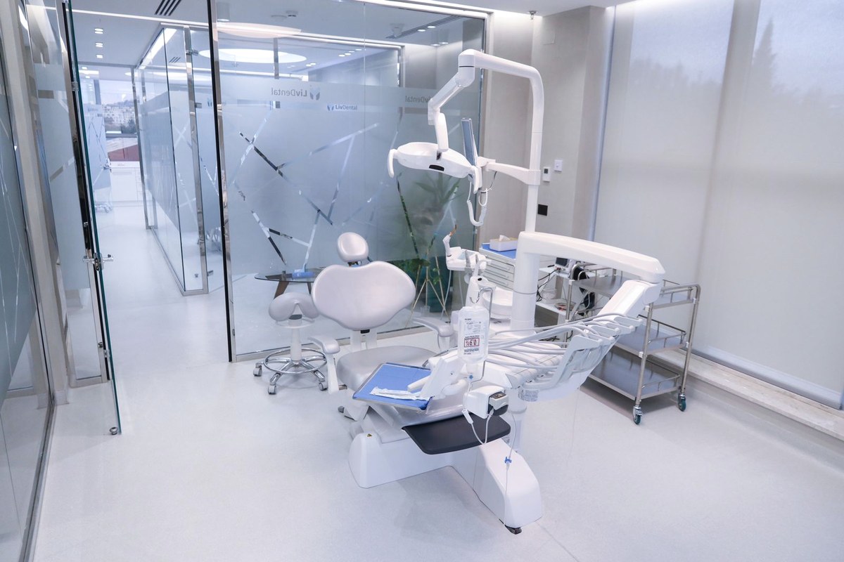 Sala operativa della clinica Sorriso Sicuro a Tirana